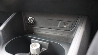 AUDI Q2 1.5 TFSI CoD 35 Sport SUV 5dr Petrol S Tronic Euro 6 (s/s) (150 