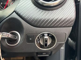 MERCEDES-BENZ A-CLASS 1.6 A200 AMG Line (Premium) Hatchback 5dr Petrol 7G-DCT Euro 6 (