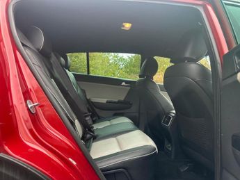 KIA SPORTAGE 2.0 CRDi GT-Line SUV 5dr Diesel Auto AWD Euro 6 (134 bhp)