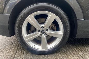 AUDI E-TRON 50 Technik SUV 5dr Electric Auto quattro 71.2kWh (313 ps) Parkin