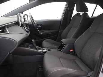 TOYOTA COROLLA 1.8 VVT-h GPF Icon Hatchback 5dr Petrol Hybrid CVT Euro 6 (s/s) 