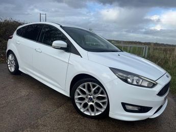 Ford Focus 1.0T EcoBoost Zetec S Hatchback 5dr Petrol Manual Euro 6 (s/s) (