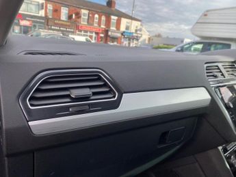 VOLKSWAGEN TIGUAN 1.4 TSI SE Navigation SUV 5dr Petrol Manual Euro 6 (s/s) (150 ps