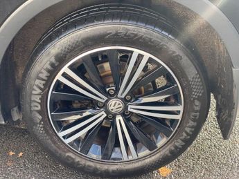 VOLKSWAGEN TIGUAN 1.4 TSI SE Navigation SUV 5dr Petrol Manual Euro 6 (s/s) (150 ps