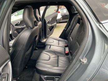 VOLVO V40 1.5 T2 GPF R-Design Pro Hatchback 5dr Petrol Auto Euro 6 (s/s) (