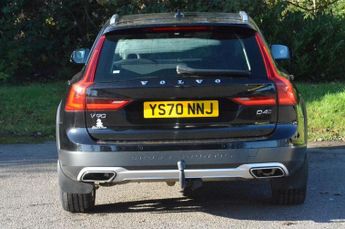 VOLVO V90 Cross Country 2.0 D4 Plus Estate 5dr Diesel Auto AWD Euro 6 (s/s) (190 ps)