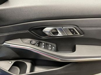 BMW 3 SERIES 2.0 330e 12kWh M Sport Saloon 4dr Petrol Plug-in Hybrid Auto Eur