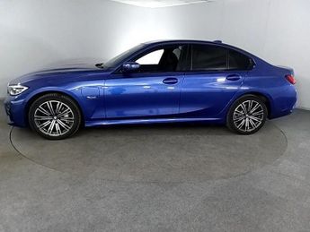 BMW 3 SERIES 2.0 330e 12kWh M Sport Saloon 4dr Petrol Plug-in Hybrid Auto Eur