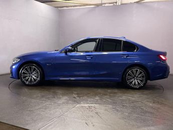 BMW 3 SERIES 2.0 330e 12kWh M Sport Saloon 4dr Petrol Plug-in Hybrid Auto Eur