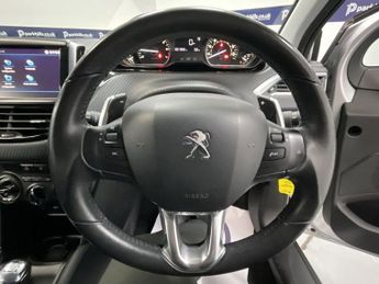 PEUGEOT 208 1.2 PureTech Active Hatchback 5dr Petrol ETG Euro 6 (s/s) (82 ps