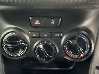 PEUGEOT 208 1.2 PureTech Active Hatchback 5dr Petrol ETG Euro 6 (s/s) (82 ps