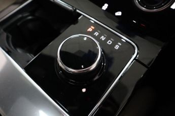LAND ROVER RANGE ROVER VELAR 2.0 D240 R-Dynamic HSE SUV 5dr Diesel Auto 4WD Euro 6 (s/s) (240