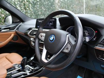 BMW IX3 80kWh Premier Edition Pro SUV 5dr Electric Auto (286 ps)