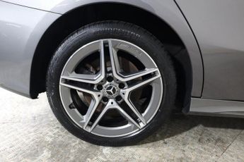 MERCEDES-BENZ A CLASS 1.3 A250e 15.6kWh AMG Line 8G-DCT Euro 6 (s/s) 4dr