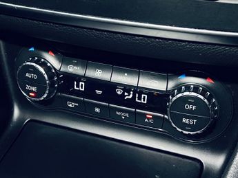 MERCEDES-BENZ CLA 2.1 CLA220 CDI AMG Sport Coupe 4dr Diesel 7G-DCT Euro 6 (s/s) (1