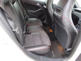 MERCEDES-BENZ A-CLASS 1.5 A180 CDI AMG Sport Hatchback 5dr Diesel 7G-DCT Euro 5 (s/s) 