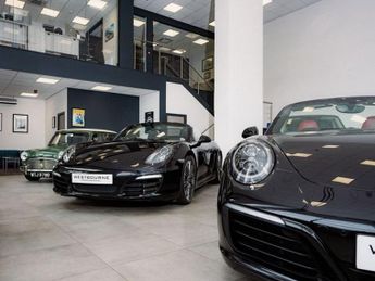 VOLKSWAGEN TRANSPORTER 2.0 TDI T32 Highline Kombi 5dr Diesel DSG FWD LWB Euro 6 (s/s) (