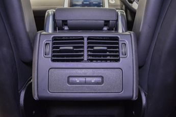 LAND ROVER DISCOVERY 3.0 D300 MHEV R-Dynamic HSE SUV 5dr Diesel Auto 4WD Euro 6 (s/s)