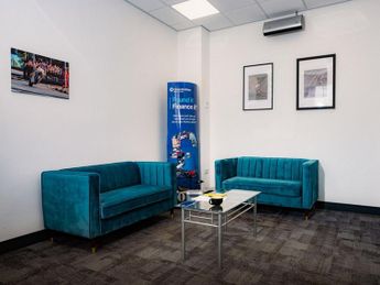 VOLKSWAGEN TRANSPORTER 2.0 TDI T30 Highline Kombi 5dr Diesel DSG FWD SWB Euro 6 (s/s) (