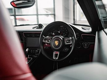 VOLKSWAGEN TRANSPORTER 2.0 TDI T30 Highline Kombi 5dr Diesel DSG FWD SWB Euro 6 (s/s) (