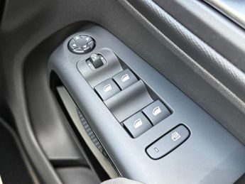 CITROEN C5 AIRCROSS 1.6 PureTech Flair SUV 5dr Petrol EAT8 Euro 6 (s/s) (180 ps)