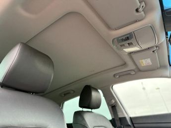 HYUNDAI TUCSON 2.0 CRDi MHEV Premium SE SUV 5dr Diesel Hybrid Auto 4WD Euro 6 (