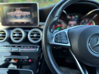 MERCEDES-BENZ C-CLASS 2.1 C300h BlueTEC AMG Line Saloon 4dr Diesel Hybrid G-Tronic+ Eu