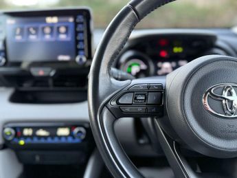 TOYOTA YARIS 1.5 VVT-h Excel Hatchback 5dr Petrol Hybrid E-CVT Euro 6 (s/s) (