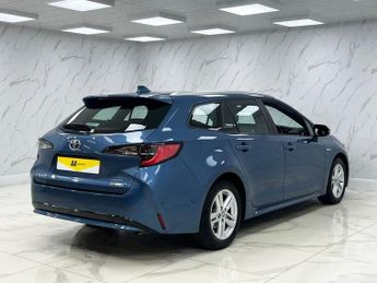 TOYOTA COROLLA 1.8 VVT-h GPF Icon Touring Sports 5dr Petrol Hybrid CVT Euro 6 (