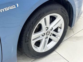 TOYOTA COROLLA 1.8 VVT-h GPF Icon Touring Sports 5dr Petrol Hybrid CVT Euro 6 (