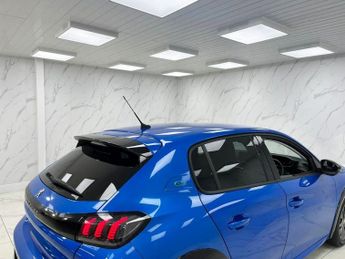 PEUGEOT E-208 50kWh Allure Premium + Hatchback 5dr Electric Auto (7kW Charger)