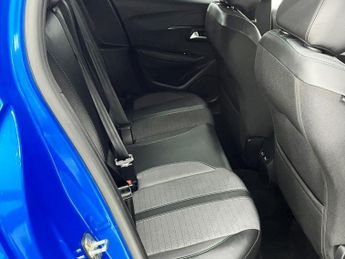 PEUGEOT E-208 50kWh Allure Premium + Hatchback 5dr Electric Auto (7kW Charger)