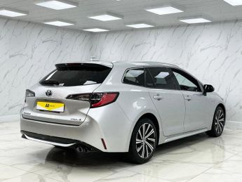 TOYOTA COROLLA 2.0 VVT-h GPF Design Touring Sports 5dr Petrol Hybrid CVT Euro 6