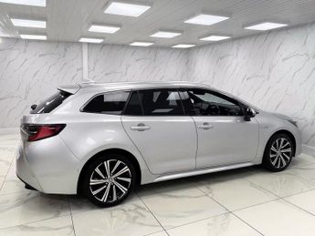 TOYOTA COROLLA 2.0 VVT-h GPF Design Touring Sports 5dr Petrol Hybrid CVT Euro 6