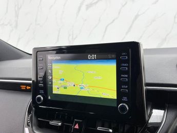 TOYOTA COROLLA 2.0 VVT-h GPF Design Touring Sports 5dr Petrol Hybrid CVT Euro 6