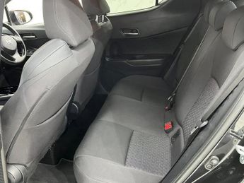 TOYOTA C-HR 1.8 VVT-h GPF Design SUV 5dr Petrol Hybrid CVT Euro 6 (s/s) (122