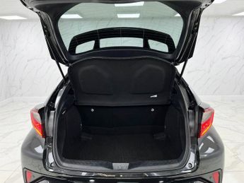 TOYOTA C-HR 1.8 VVT-h GPF Design SUV 5dr Petrol Hybrid CVT Euro 6 (s/s) (122