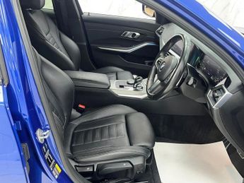 BMW 3 SERIES 2.0 330e 12kWh M Sport Saloon 4dr Petrol Plug-in Hybrid Auto Eur