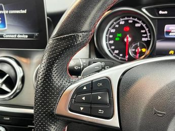 MERCEDES-BENZ GLA-CLASS 1.6 GLA200 AMG Line Edition SUV 5dr Petrol 7G-DCT Euro 6 (s/s) (