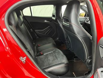 MERCEDES-BENZ GLA-CLASS 1.6 GLA200 AMG Line Edition SUV 5dr Petrol 7G-DCT Euro 6 (s/s) (