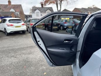 TOYOTA COROLLA 1.8 VVT-h GPF Design Hatchback 5dr Petrol Hybrid CVT Euro 6 (s/s