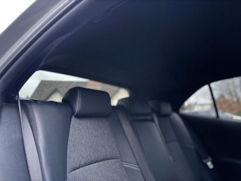 TOYOTA COROLLA 1.8 VVT-h GPF Design Hatchback 5dr Petrol Hybrid CVT Euro 6 (s/s