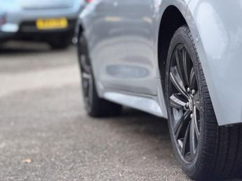 TOYOTA COROLLA 1.8 VVT-h GPF Design Hatchback 5dr Petrol Hybrid CVT Euro 6 (s/s