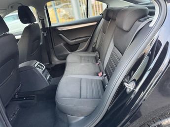 SKODA OCTAVIA 1.0 TSI GPF SE Technology Hatchback 5dr Petrol DSG Euro 6 (s/s) 