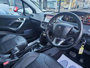 PEUGEOT 2008 AUTOMATIC 1.2 PureTech Allure SUV 5dr Petrol ETG Euro 6 (s/s) (8