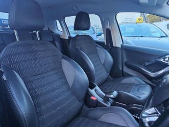 PEUGEOT 2008 AUTOMATIC 1.2 PureTech Allure SUV 5dr Petrol ETG Euro 6 (s/s) (8