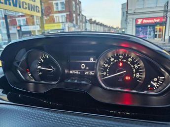 PEUGEOT 2008 AUTOMATIC 1.2 PureTech Allure SUV 5dr Petrol ETG Euro 6 (s/s) (8