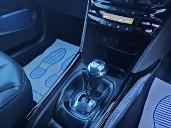 PEUGEOT 2008 AUTOMATIC 1.2 PureTech Allure SUV 5dr Petrol ETG Euro 6 (s/s) (8