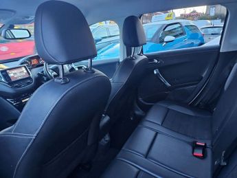 PEUGEOT 2008 AUTOMATIC 1.2 PureTech Allure SUV 5dr Petrol ETG Euro 6 (s/s) (8