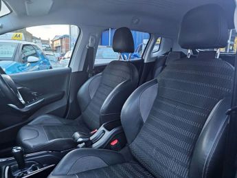 PEUGEOT 2008 AUTOMATIC 1.2 PureTech Allure SUV 5dr Petrol ETG Euro 6 (s/s) (8